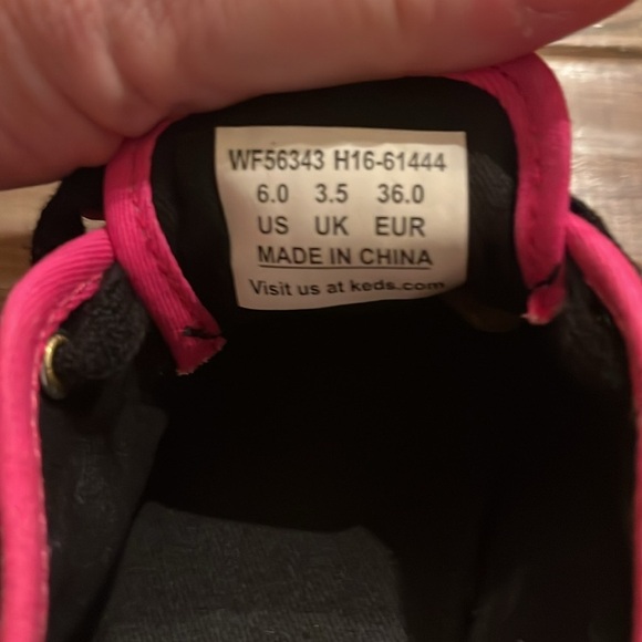 Keds x Kate Spade Make Magic Rabbit in a Hat Sneakers Size 6 - Picture 8 of 8